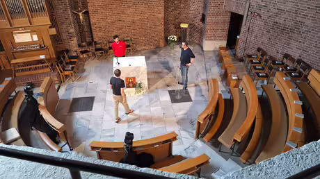 Das Team von DOMRADIO.DE bei der Vorbereitung / &copy; Sr. Emmanuela (privat)