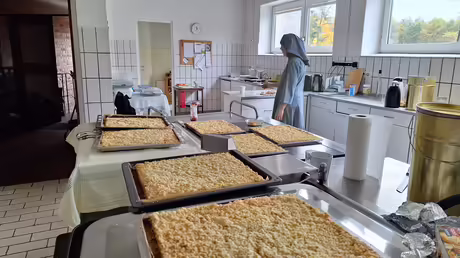 Streuselkuchen f&uuml;r die Trauerfeier / &copy; Sr. Emmanuela (privat)