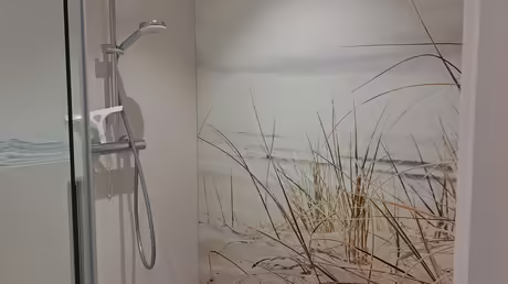 Duschen am Strand :-) / &copy; Sr. Emmanuela (privat)