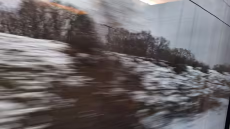 Fahrt von W&uuml;rzburg nach D&uuml;sseldorf im ICE / &copy; Sr. Emmanuela (DR)