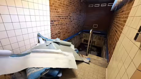 &Uuml;berraschung im Klosterkeller / &copy; Sr. Emmanuela (privat)