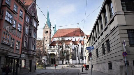 Blick auf den Augsburger Dom / © Christopher Beschnitt (KNA)