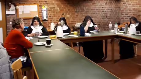 Ein gem&uuml;tliches Rekreations-Abendessen / &copy; Sr. Emmanuela Kohlhaas (privat)