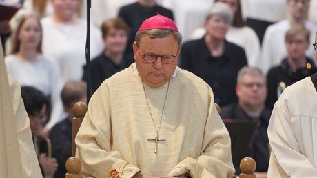 Abschiedsgottesdienst für Bischof Bode vom Bistum Osnabrück / © Friso Gentsch (dpa)