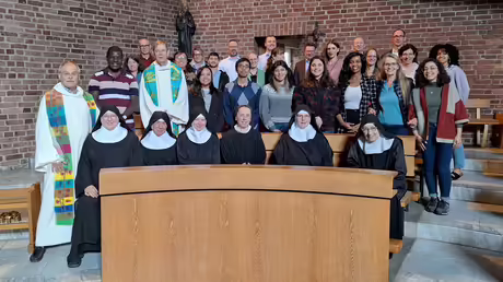 Die Studierenden und das Team des KAAD / &copy; Sr. Emmanuela (privat)