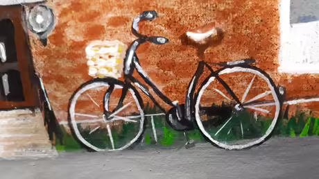 Gemaltes Fahrrad / &copy; Sr. Emmanuela Kohlhaas (privat)