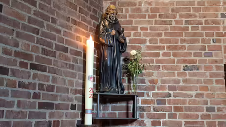 Gr&uuml;ndungskerze beim hl. Benedikt / &copy; Sr. Emmanuela (privat)