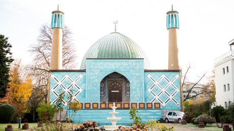  Imam-Ali-Moschee oder Blaue Moschee des Islamischen Zentrums Hamburg / © Daniel Bockwoldt (dpa)