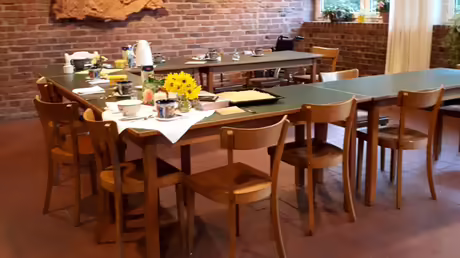 Kuchen geh&ouml;rt zum Namenstag / &copy; Sr. Emmanuela Kohlhaas (privat)