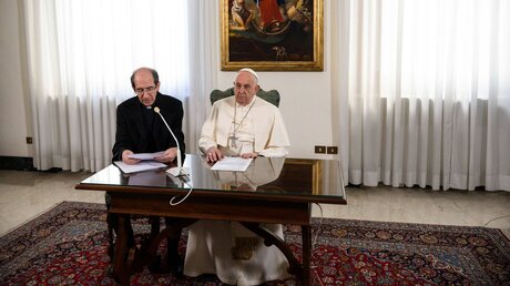 Paolo Braida und Papst Franziskus beim Mittagsgebet / © Vatican Media/Romano Siciliani (KNA)