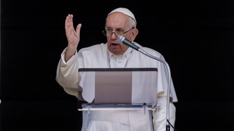 Papst Franziskus spricht Angelus-Mittagsgebet / © Domenico Stinellis/AP (dpa)