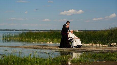 Papst Franziskus besucht den Wallfahrtsort Lac Ste. Anne / © Eric Gay (dpa)