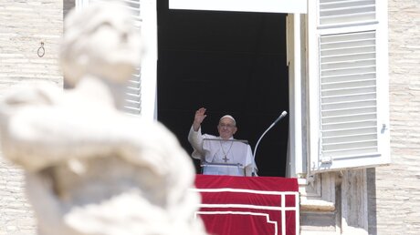 Papst Franziskus beim Angelus-Mittagsgebet / © Gregorio Borgia (dpa)