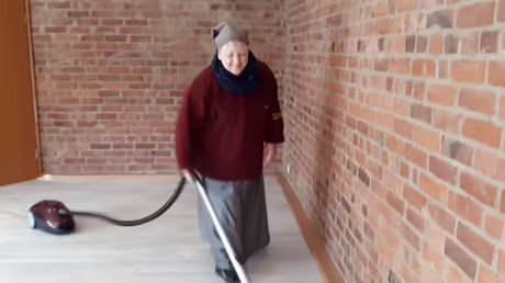 Hausputz / &copy; Sr. Emmanuela Kohlhaas  (privat)