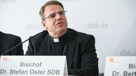 Bischof Stefan Oster (KNA)