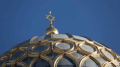 Das Kuppeldach der Neuen Synagoge Berlin / © Hans Scherhaufer (epd)