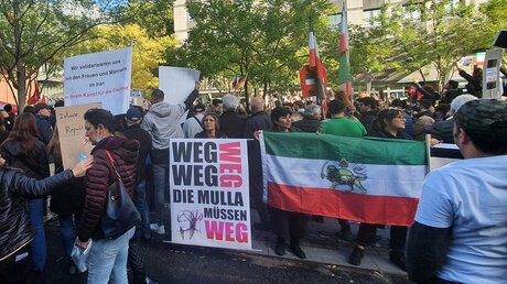 Proteste in Köln gegen das Regime im Iran (DR)