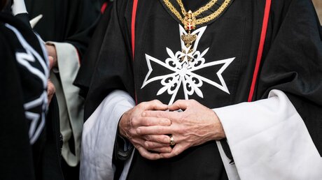 Ein Ritter des Souveränen Malteser Ritterorden am 3. Mai 2023 in Rom (Italien). / © Romano Siciliani (KNA)
