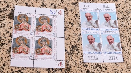 Briefmarken der vatikanischen Post / © Robson90 (shutterstock)