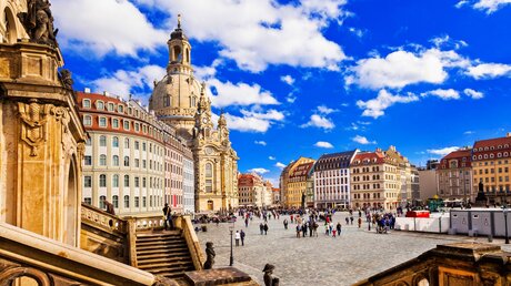 Blick auf die Frauenkirche in Dresden / © leoks (shutterstock)