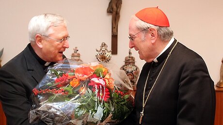 Weihbischof Melzer mit Joachim Kardinal Meisner / © Boecker