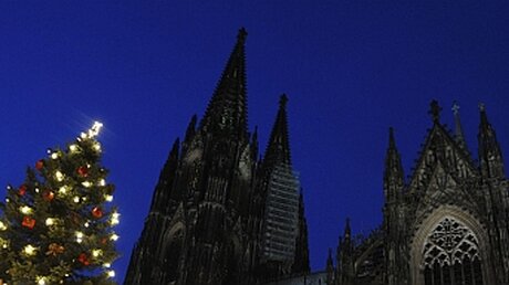 Heiligabend im Kölner Dom: Feiern Sie die Christmette mit! (KNA)