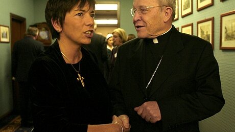 Käßmann und Kasper (hier auf der europäischen ökumenischen Versammlung 2006 in Rom) (KNA)