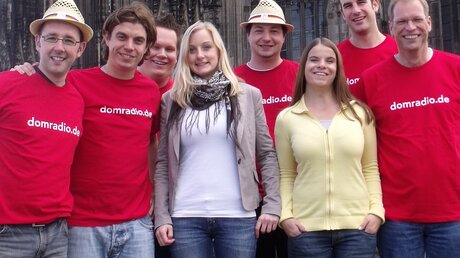 Das domradio.de-WJT-Team mit Verstärkung der Kirchenzeitung und der Pressestelle des Erzbistums (DR)