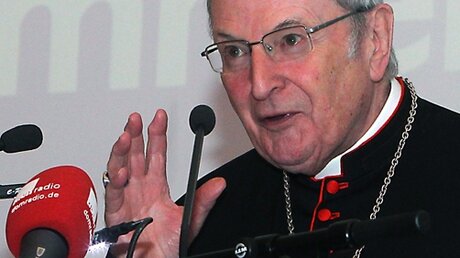 Kardinal Meisner überreichte Elisabeth-Preis (DR)