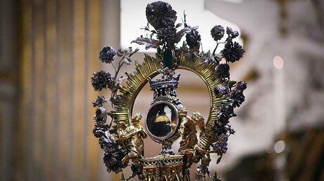 Reliquiar mit der Blutampulle des Hl. Januarius / © Adelaide Di Nunzio (KNA)