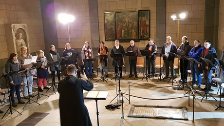 Kammerchor "Cappella Lacensis" in Maria Laach bei Aufnahmen für das Domradio im Februar 2020 (DR)