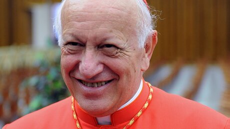 Kardinal Ezzati wird angehört / © Paolo Galosi (KNA)