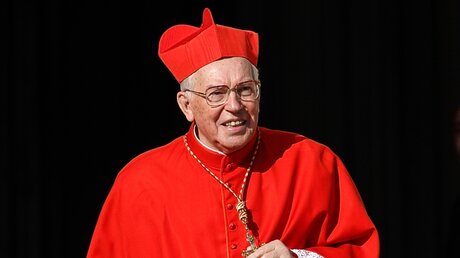 Kardinal Giovanni Battista Re / © Paul Haring (KNA)