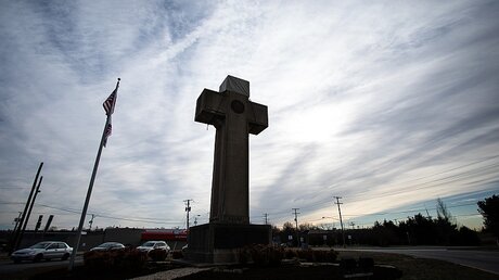 Kreuz zu Ehren der Opfer des Ersten Weltkriegs in Bladensburg, USA / © Tyler Orsburn (KNA)
