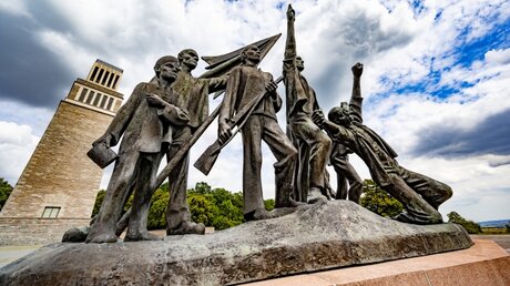 Mahnmal der Gedenkstätte Buchenwald in Weimar / © Michael Major (shutterstock)