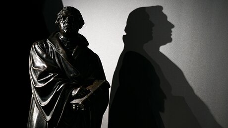 Luther-Statue in Worms / © Martin Schutt (dpa)