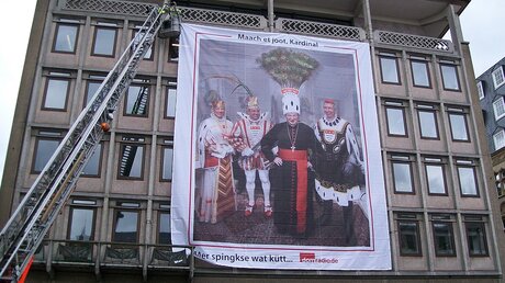 Kardinal und Karneval (DR)