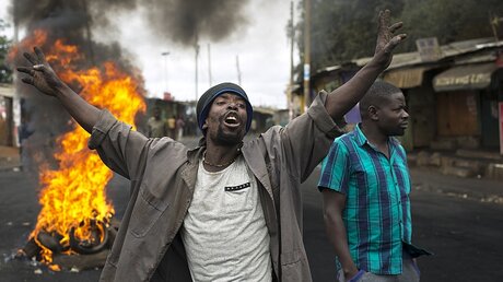 Nach der Wahl in Kenia / © Jerome Delay (dpa)