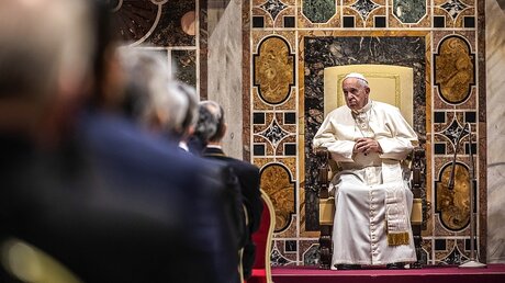 Neujahrsempfang für das Diplomatische Corps mit Papst Franziskus / © Stefano Dal Pozzolo (KNA)