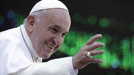 Papst Franziskus erlässt eigenen "Wort-Gottes-Sonntag" / © Gregorio Borgia (dpa)