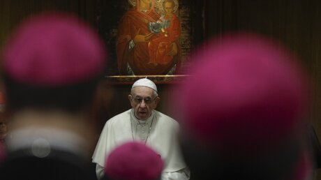 Papst Franziskus bei der italienischen Bischofskonferenz  / © Gregorio Borgia (dpa)