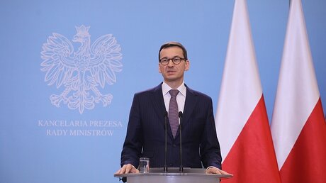 Polens Ministerpräsident Mateusz Morawiecki nach seiner ersten Kabinettssitzung / © Pawel Supernak (dpa)
