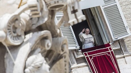 Papst Franziskus beim Angelus-Gebet / © Giuseppe Lami  (dpa)