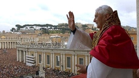 Der Abschied naht: Papst Benedikt XVI. (epd)