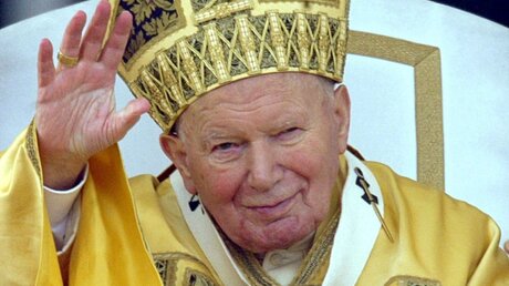 Johannes Paul II. (dpa)
