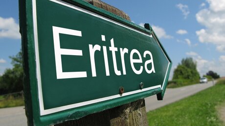 Schild mit der Aufschrift "Eritrea" / © Pincasso (shutterstock)