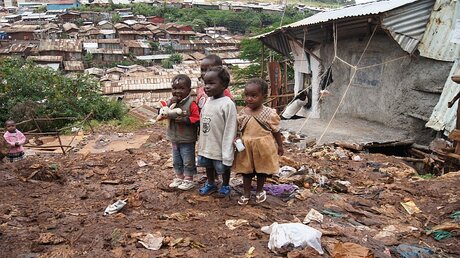 Slum im kenianischen Nairobi / © Carola Frentzen (dpa)
