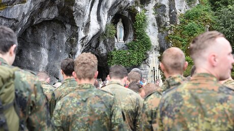 Soldatenwallfahrt in Lourdes / © Dana Kim Hansen (KNA)