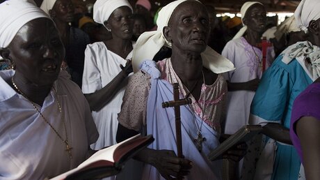 Christen im Sudan (dpa)