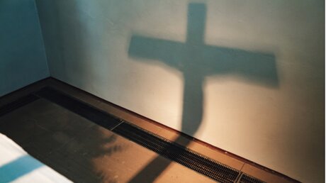 Die Kirche und der Rassismus – Eine Geschichte mit Licht und Schatten / © sebastiancaptures (shutterstock)